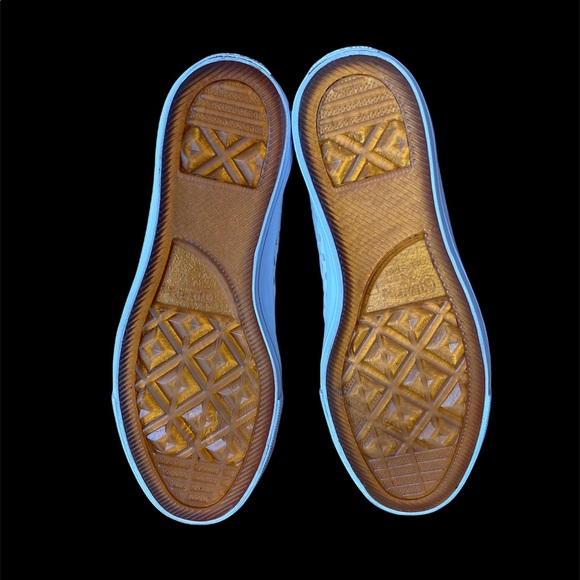 Converse Chuck Taylor All Star White Out Leather - Picture 11 of 13